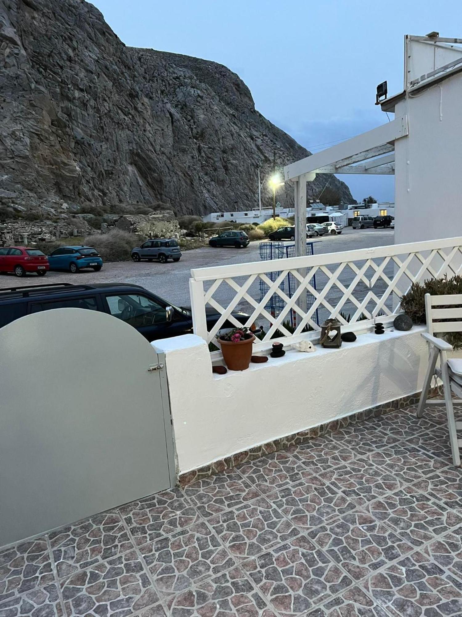 Sagma Beach-sagma Central-sagma Perissa (Santorini)